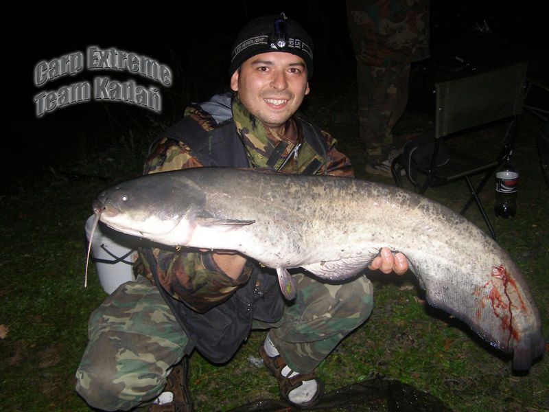 22.září. 1 metr,7,50kg na plotici ve 20 [800x600].jpg